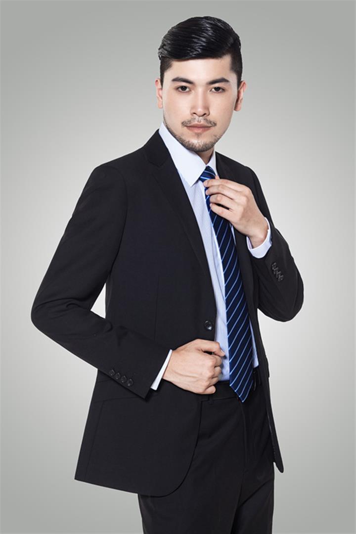 陈孝友 视觉与舞美负责人