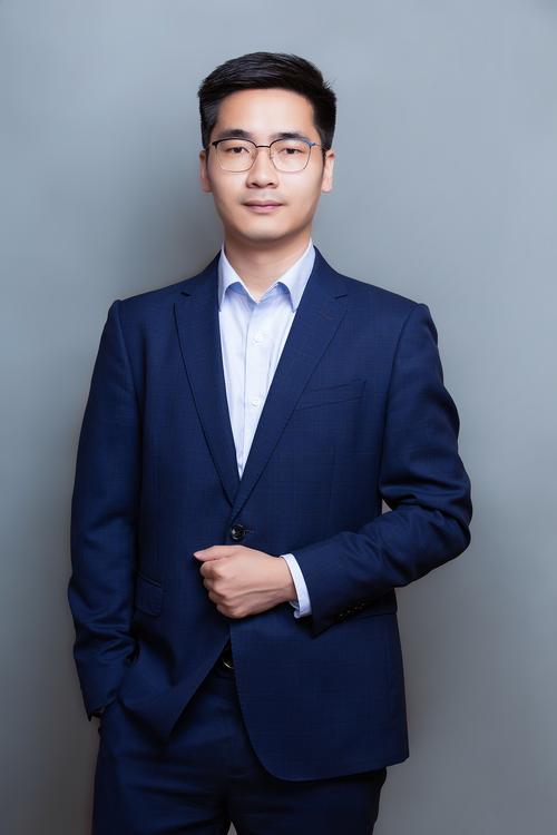 陈孝友 视觉与舞美负责人